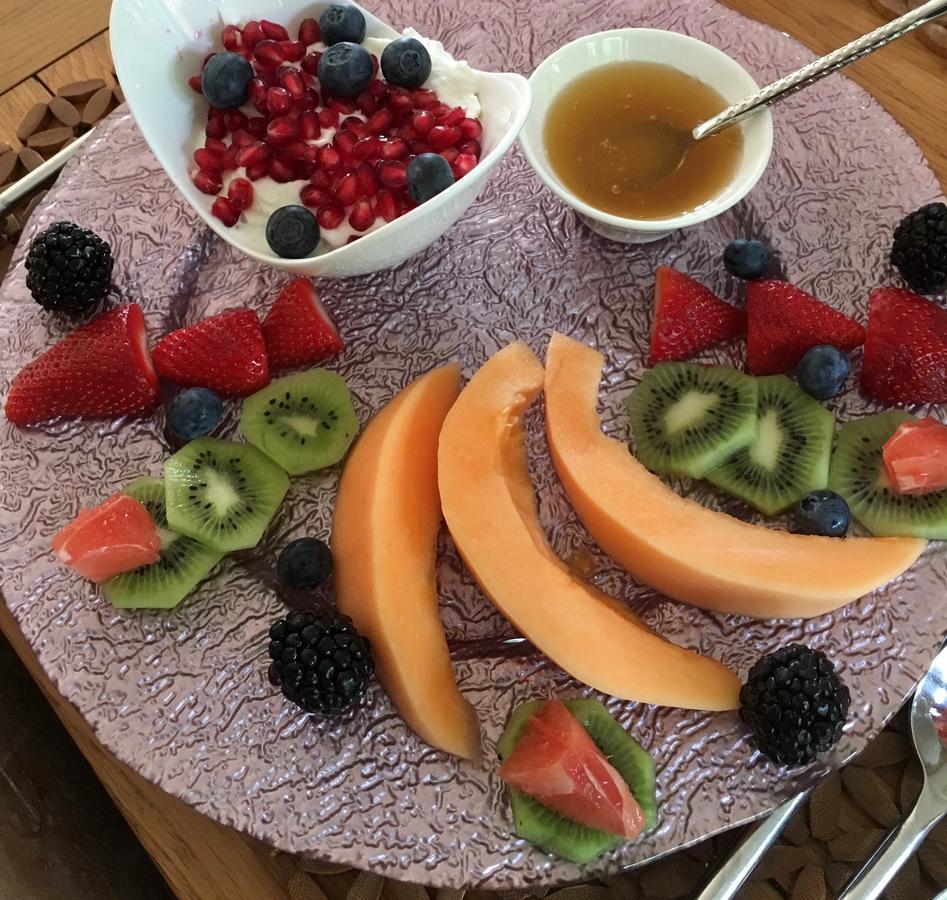 Bybrook Barn Bed & Breakfast Лоубъро Стая снимка